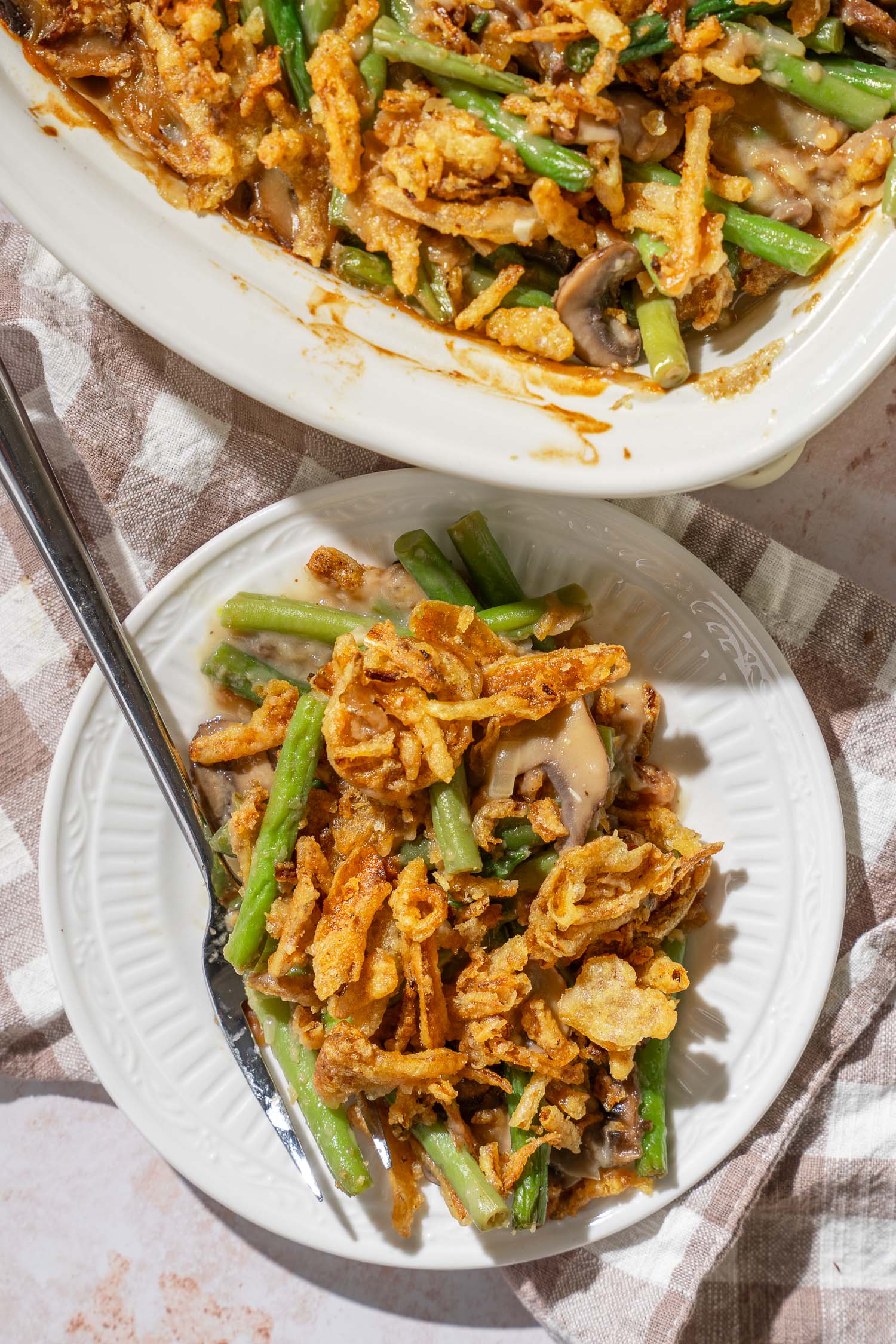Crafting the Ultimate Vegan Green Bean Casserole: Creamy & Crispy